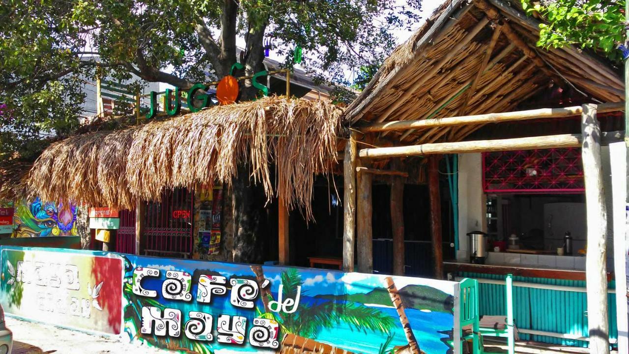 Maya Cha'An Guesthouse カンクン エクステリア 写真
