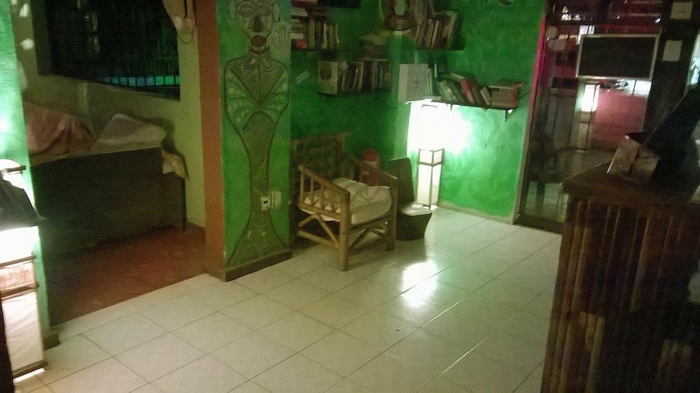 Maya Cha'An Guesthouse カンクン エクステリア 写真